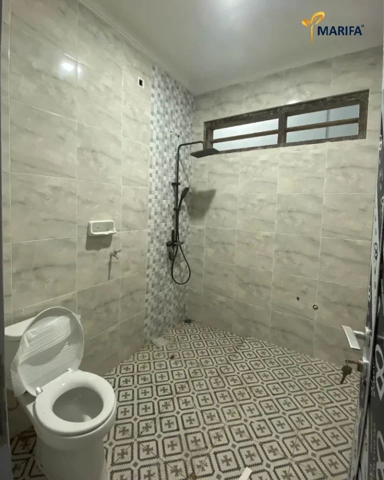 Rumah impian di surabaya proyek marifa property yang masuk tahap finishing 6