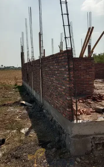 teknisi profesional sedang memperbaiki instalasi rumah 6a759b067763b