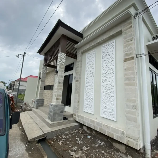 tim teknisi profesional sedang memperbaiki rumah 6a759de9ef195