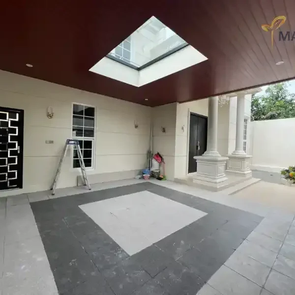 bangunan rumah kost modern minimalis jakarta utara tampak depan 6aacda58f3964