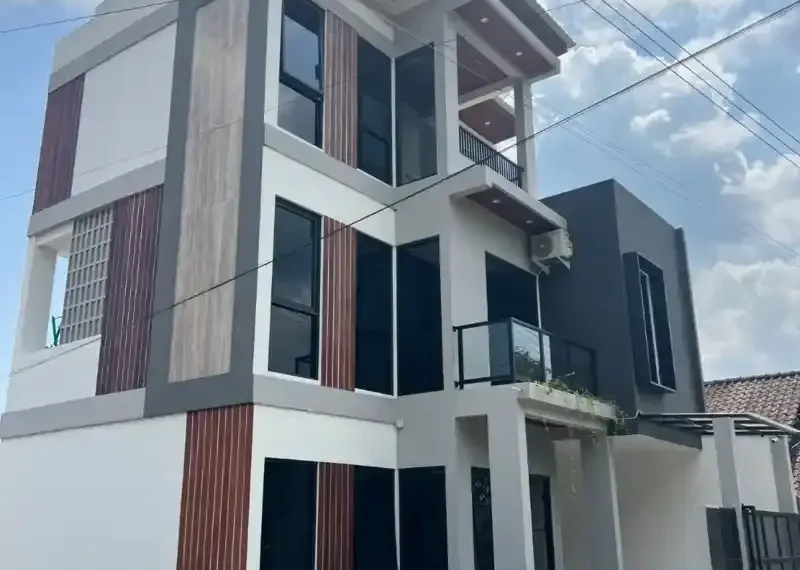 rumah kost modern minimalis di indramayu tampak depan 6aace0d76acbd