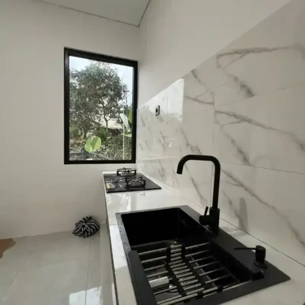rumah kost modern minimalis di sukoharjo tampak depan 6aace991801d9